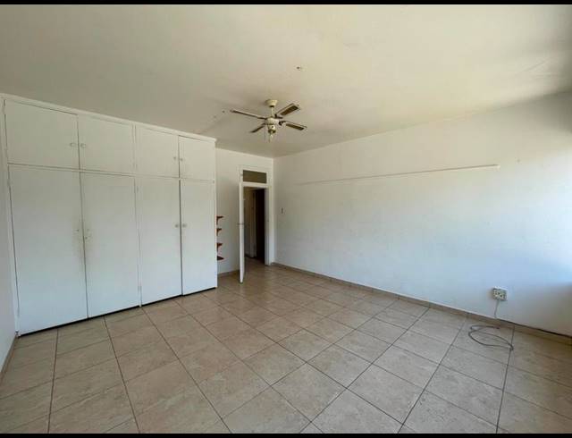 1 BEDROOM PROPERTY TO RENT IN GLENWOOD